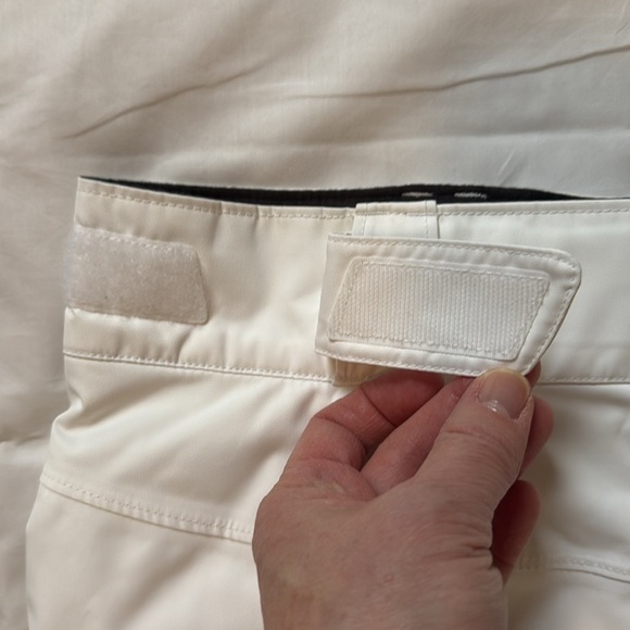 Women’s White Mountain Hardwear Snow Ski Pants, Large Short - Picture 10 of 16